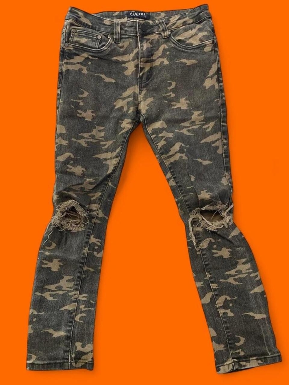 Camo Skinny Jeans in Green with Distressed Knees